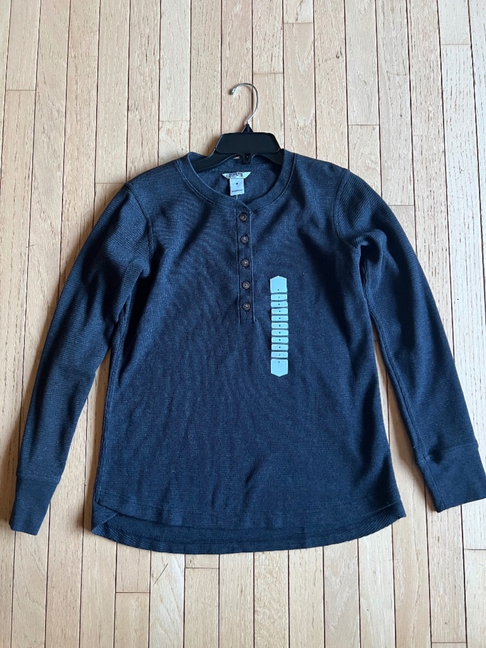 Duluth Trading Co NWT Women's Gray Longtail T Waffle Henley Thermal Shirt Size M